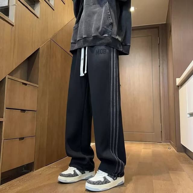 2025 새로운 루즈핏 캐주얼 바지 남자 한국 스타일 트렌드 다용도 바지 봄 가을 두꺼운 가을 센스 넓은 다리 바닥 청소 긴 바지