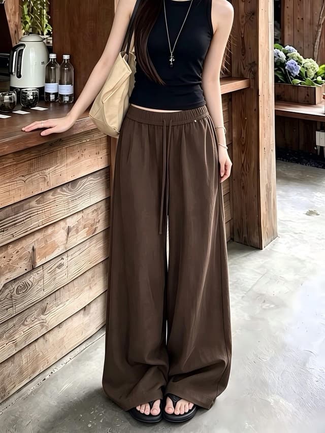 이른 가을 느긋한 바람 루즈핏 슬림해 보이는 단색 캐주얼 바지